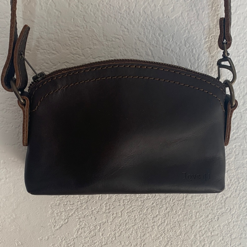 Love41 Full Grain Brown Leather Crossbody